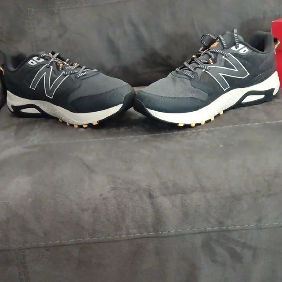 Men's New Balance Track Shoes, 14 X-Wide, Brand New In Box - Picture 3 of 7